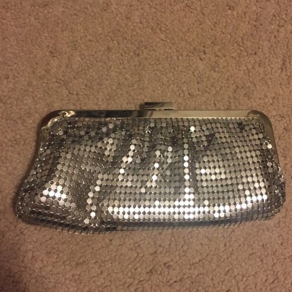 Purse - Picture 1 of 1
