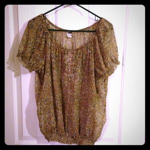 🏡MOVING SALE🏡 Sheer Floral top