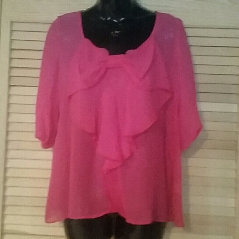 Boutique bow back blouse