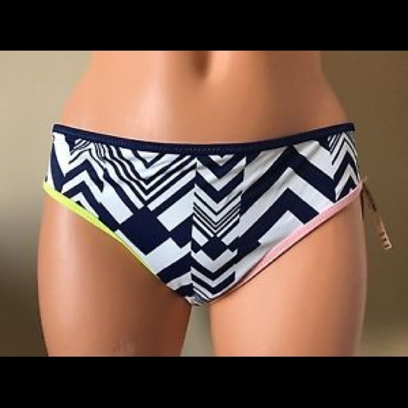 Victoria Secret🔥Price is Firm 🔥 - Picture 5 of 5