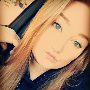 Meet your Posher, Kourtni