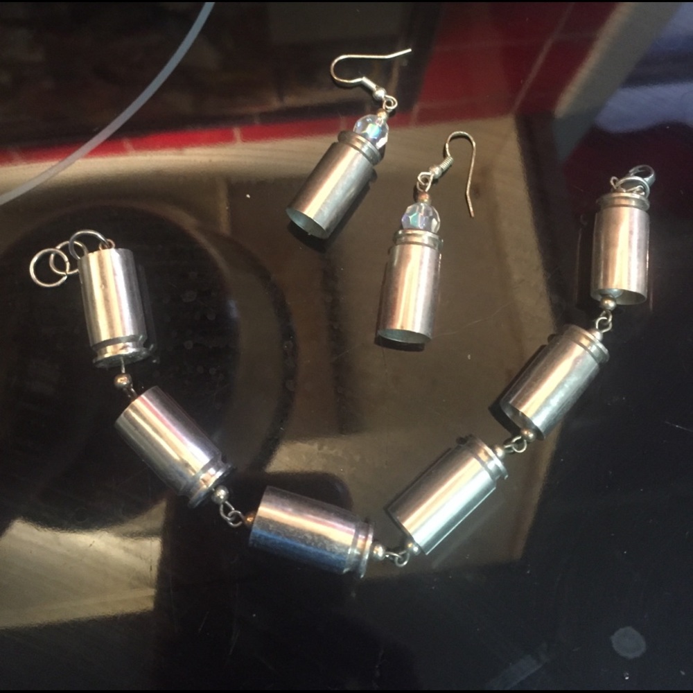 Bracelet and earrings