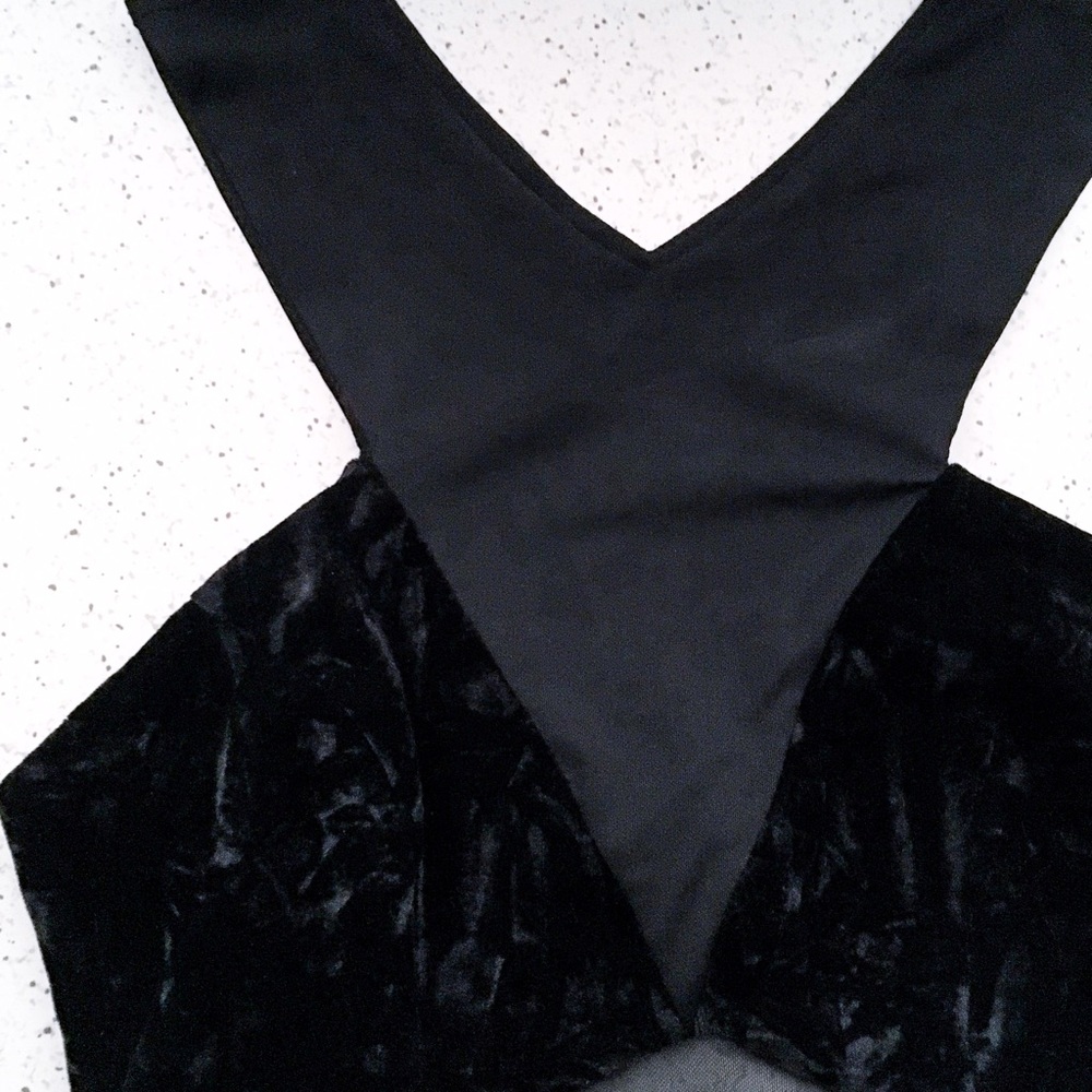 [lf] original sin velvet & mesh dress - Picture 2 of 6
