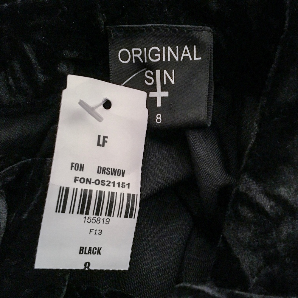 [lf] original sin velvet & mesh dress - Picture 3 of 6