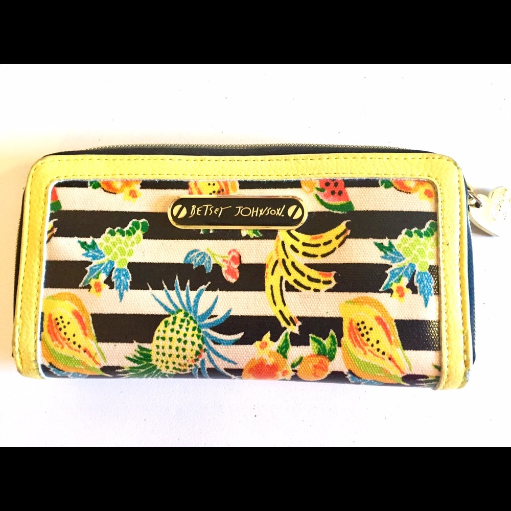 Betsy Johnson wallet