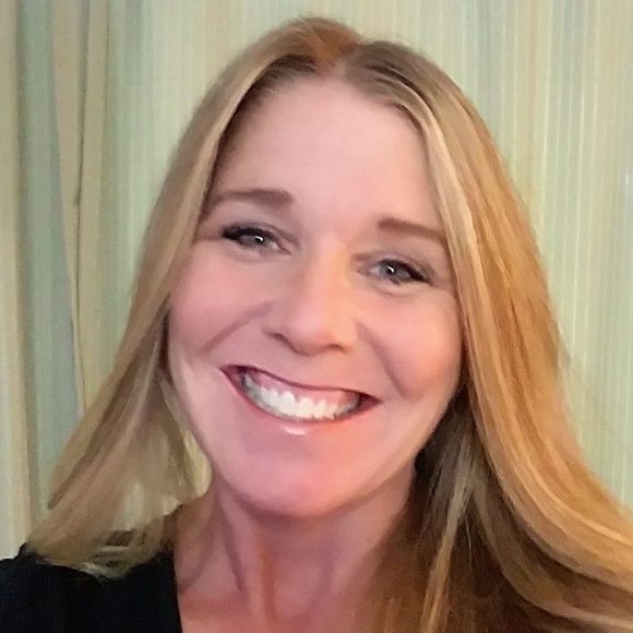 Meet your Posher, Tracie - Picture 1 of 1