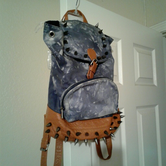 Kardashian Kollection Handbags - KARDASHIAN  KENDALL AND KYLIE JENNER  BACKPACK/