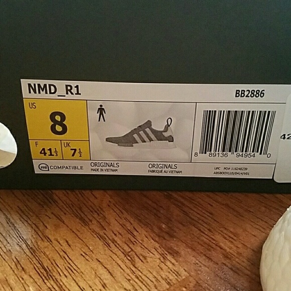 Adidas NMD R1. - Picture 2 of 4
