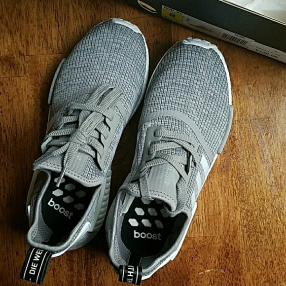 Adidas NMD R1. - Picture 4 of 4
