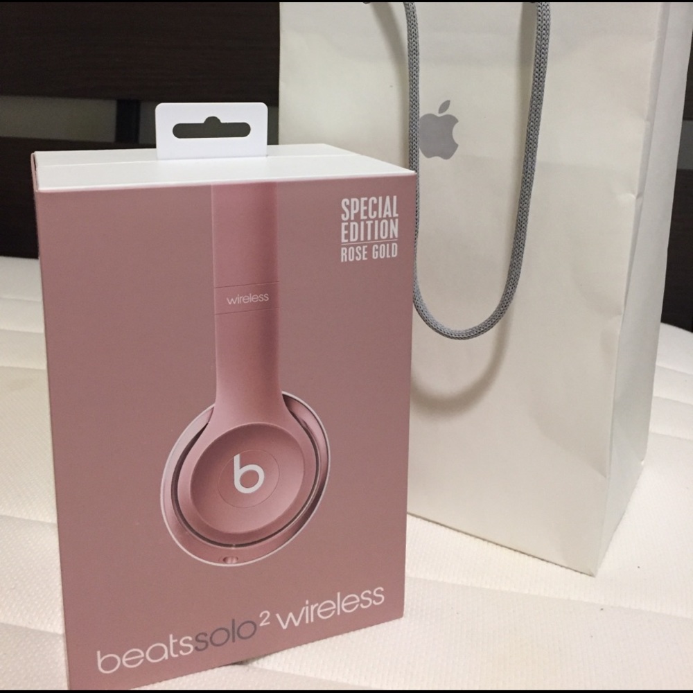 Beats Solo 2 Wirelesss Special Edition - Rose Gols