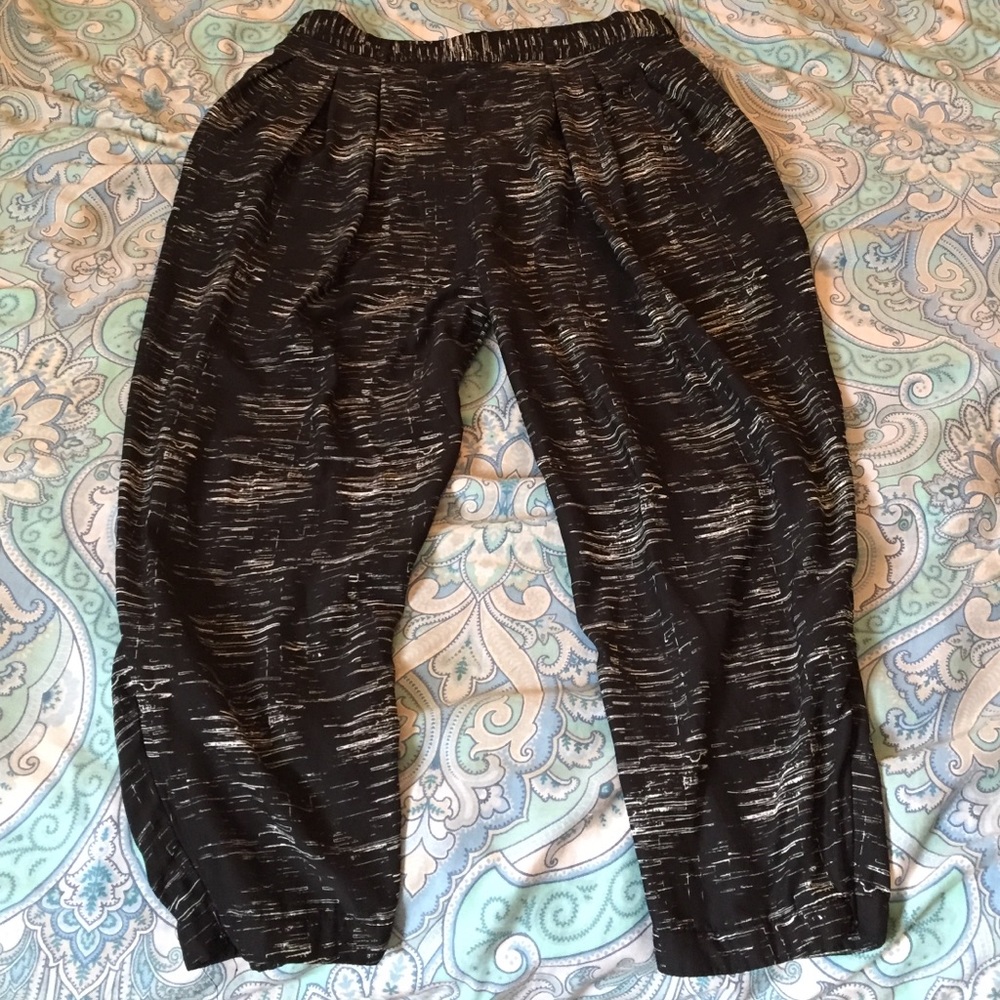 Lightweight flowy trousers