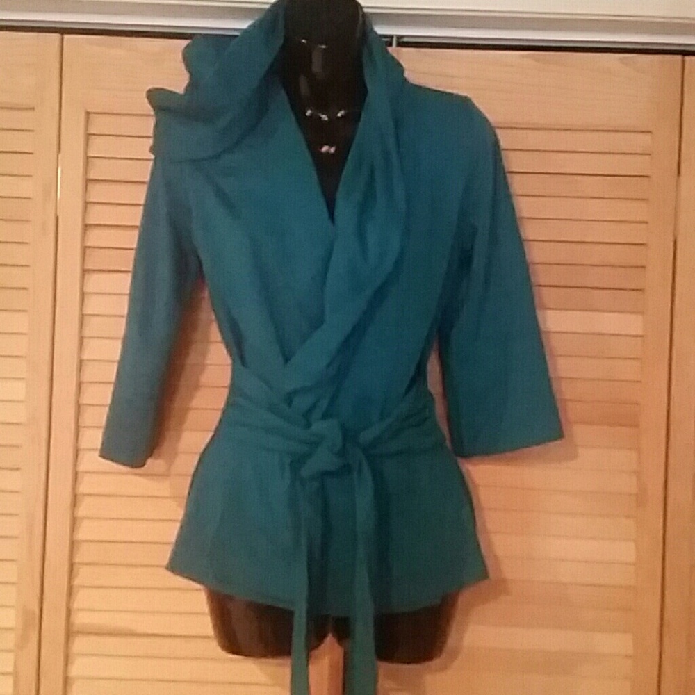 Boutique Hooded 3/4 sleeve wrap cardi