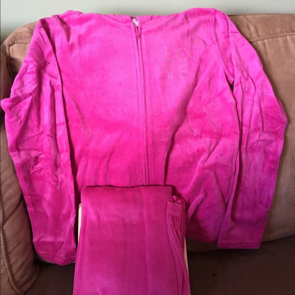 Girls Danskin 2 piece velour set
