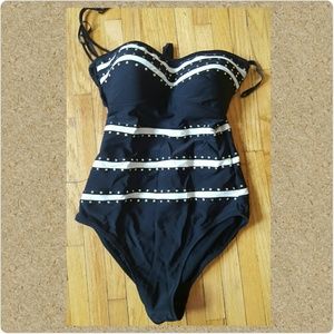 Jessica Simpson One Piece Bandeau swimsuit Sz M