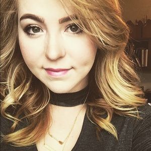 Meet your Posher, Amy