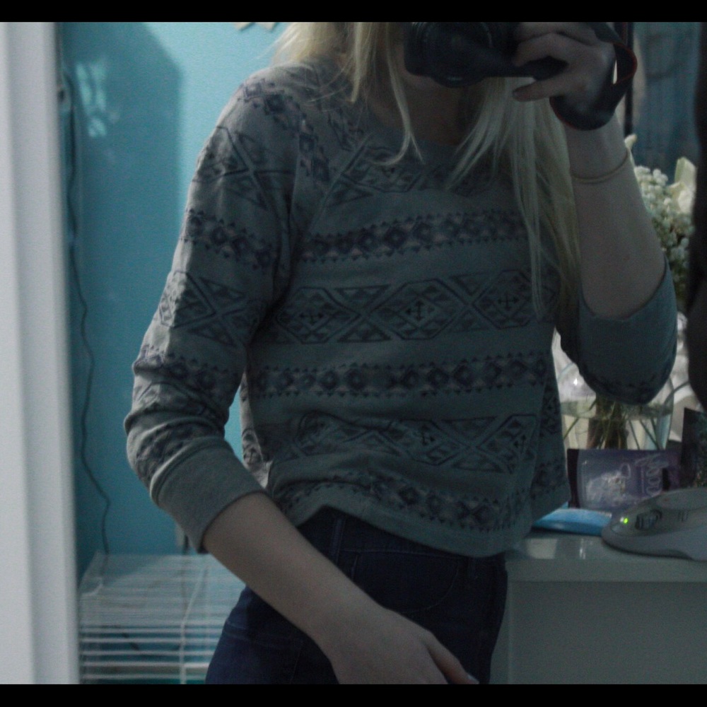 Aztec crop top