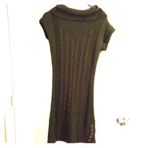 🏡MOVING SALE🏡 Comfortable Green Lounger