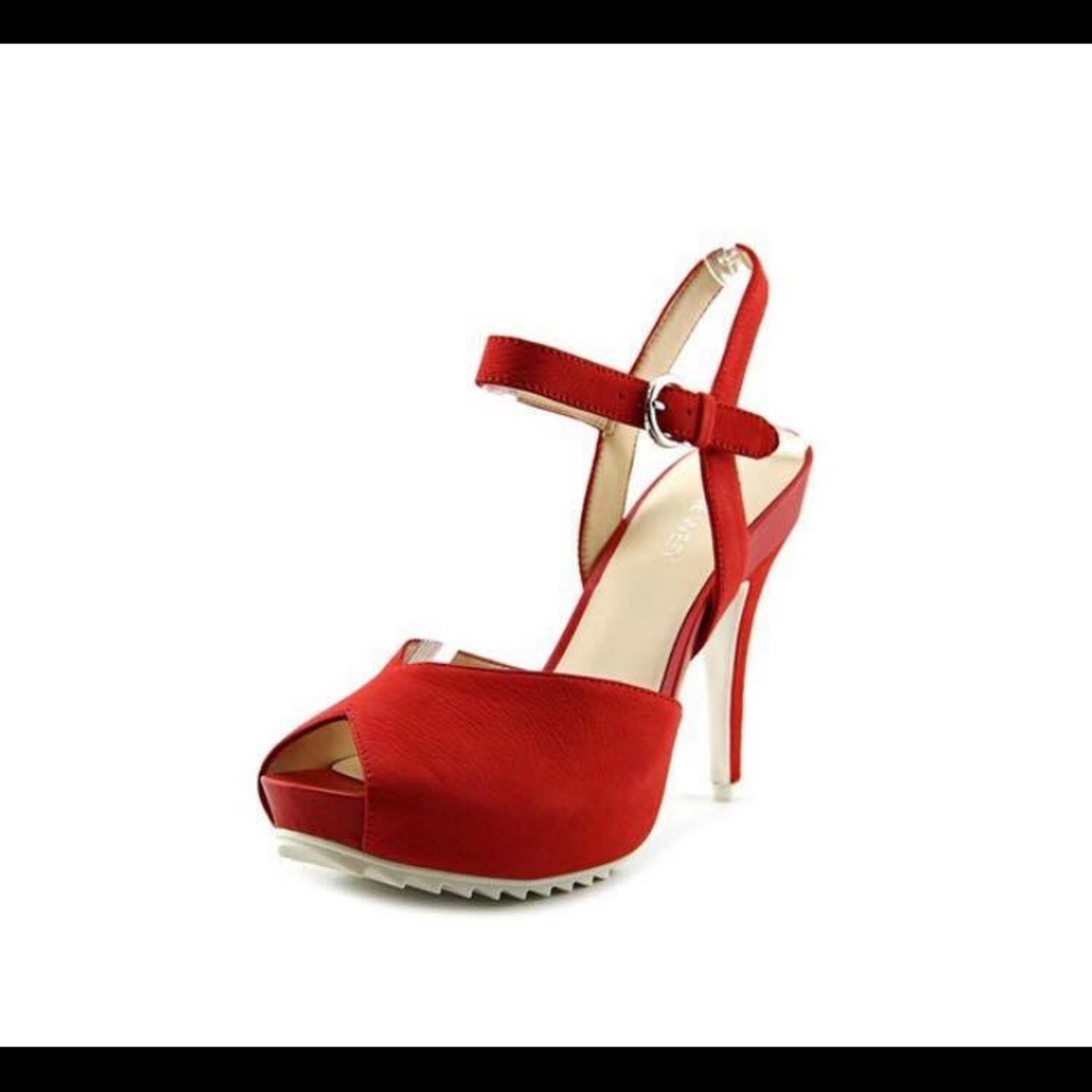 SOLD: Nine West Ratical Open Toe Platform Sandals