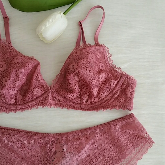 Nwt Vs Underwire Bralette L& Panty M - Picture 2 of 5