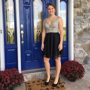 Homecoming/prom dress! Negotiable price!!!