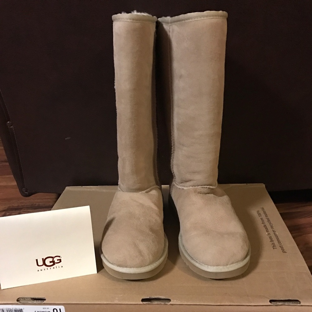 Ugg tall boots sand color
