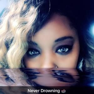 Meet your Posher, Shineeva