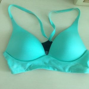 VS lined plunge bra