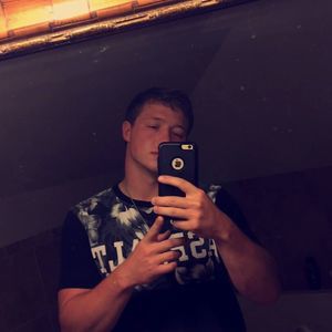 Meet your Posher, Zane