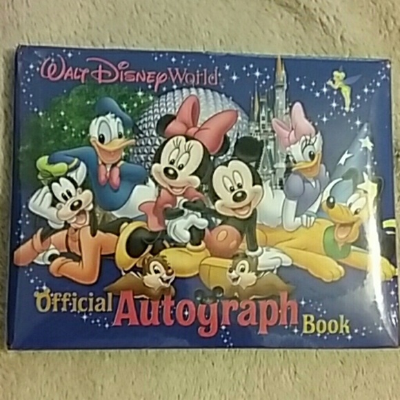 Disney autograph book - Picture 1 of 1