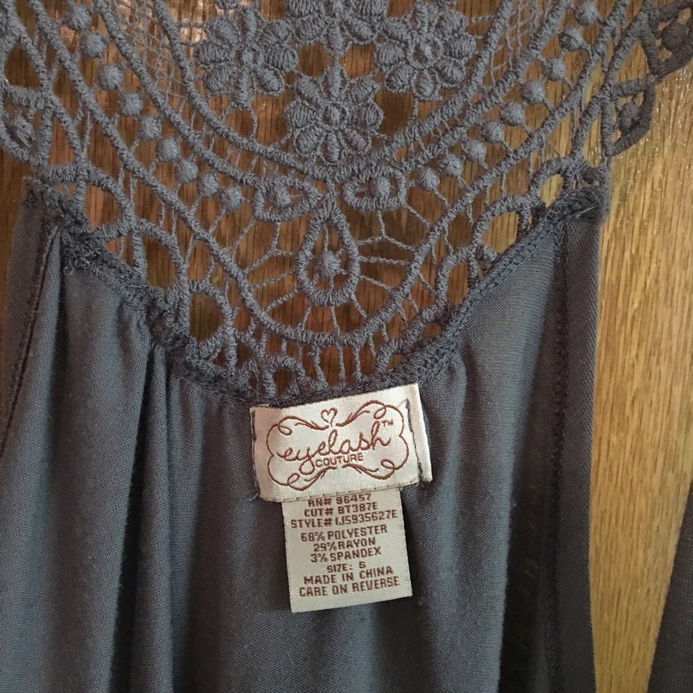 Grey Open Vest - Picture 3 of 3