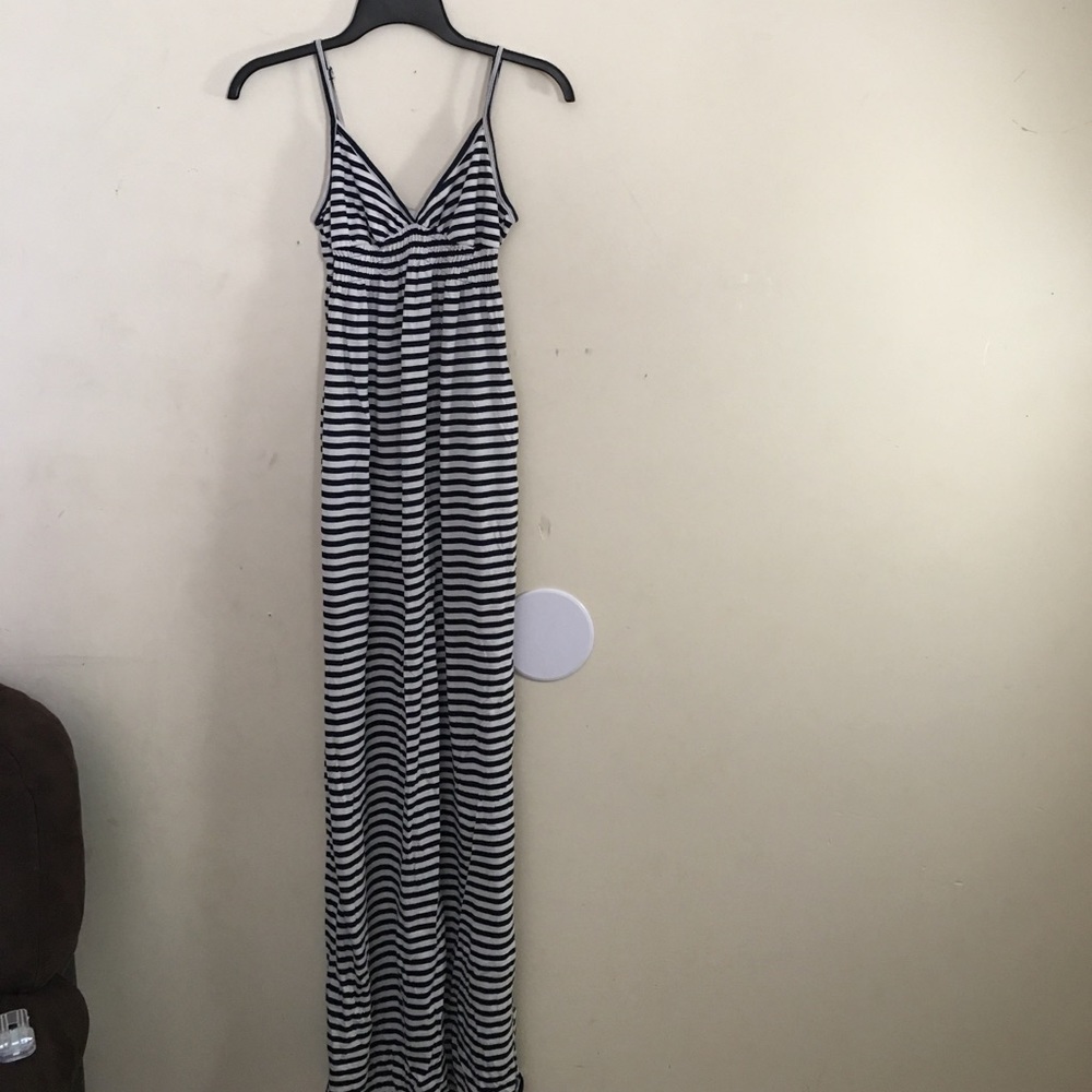 Sundress - Picture 1 of 1