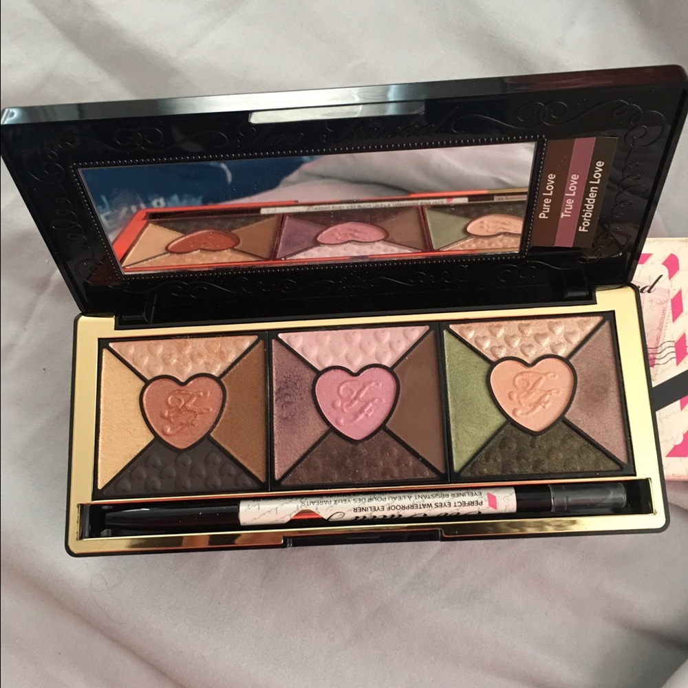 Too faced love palette