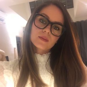 Meet your Posher, Randi