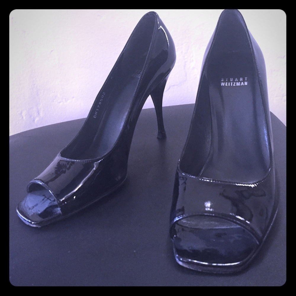 Stuart Weizman size 7 patent heels