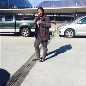 Meet your Posher, Maiya