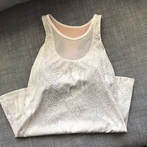 lululemon luxtreme shelf tank