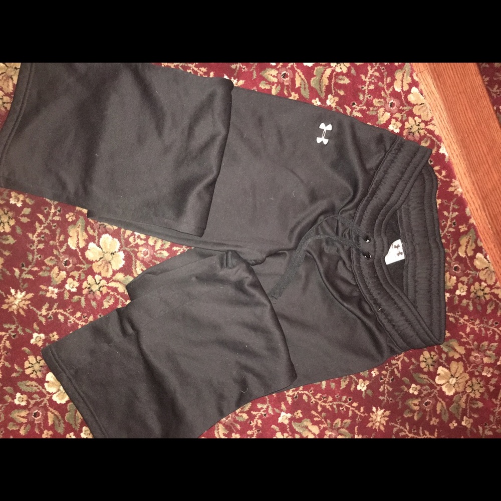 Under Armour fleece sweatpants