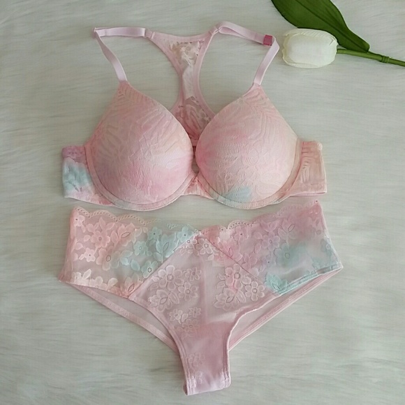 PINK Victoria's Secret Other - NWT Pink Vs 34B Push-up Bra& Panty size S
