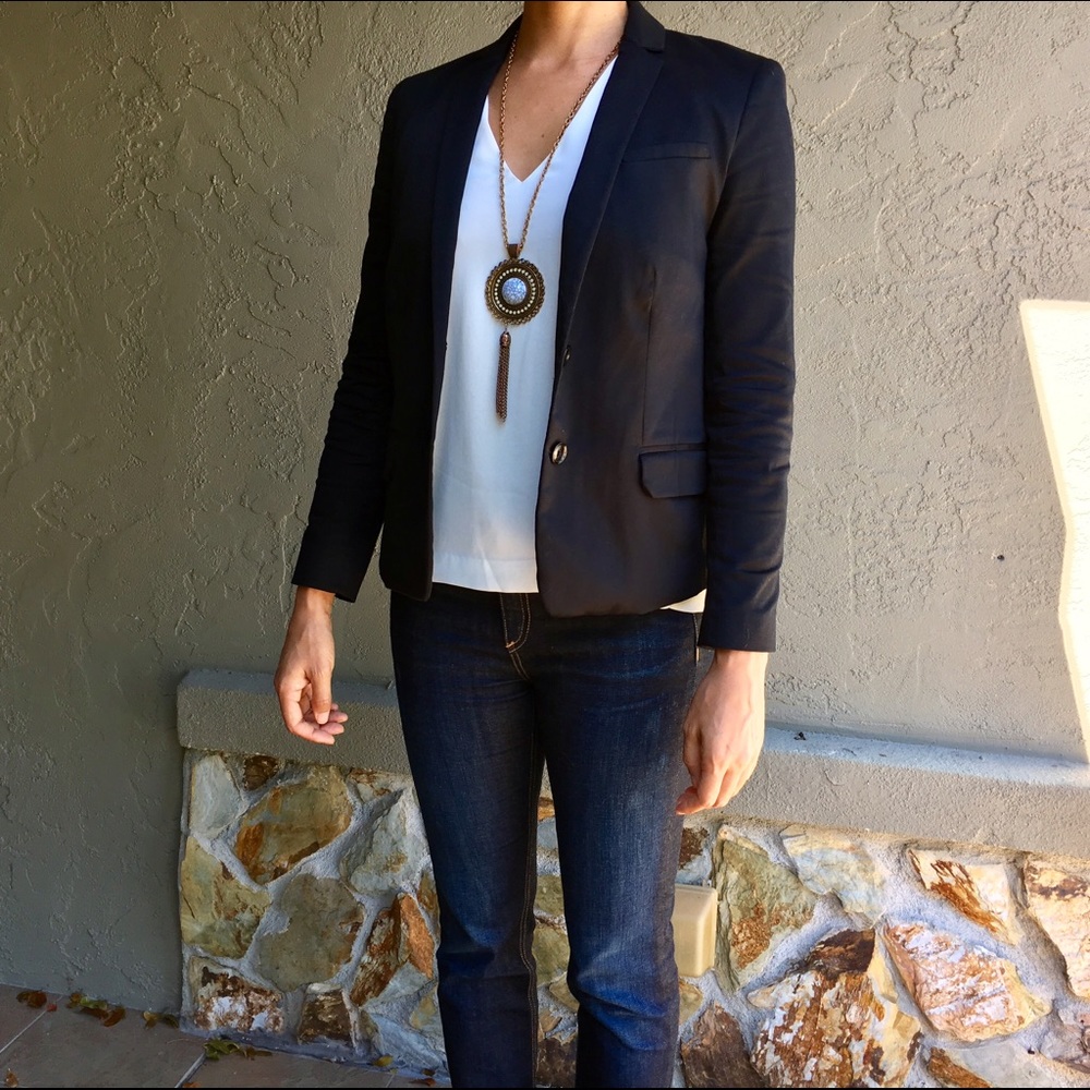 Banana Republic Size 4 Blazer, 98% cotton