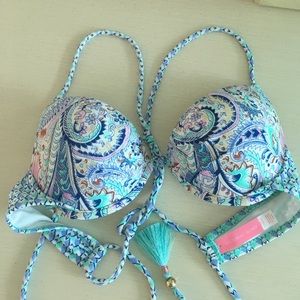 VS Fabulous push-up bikini top