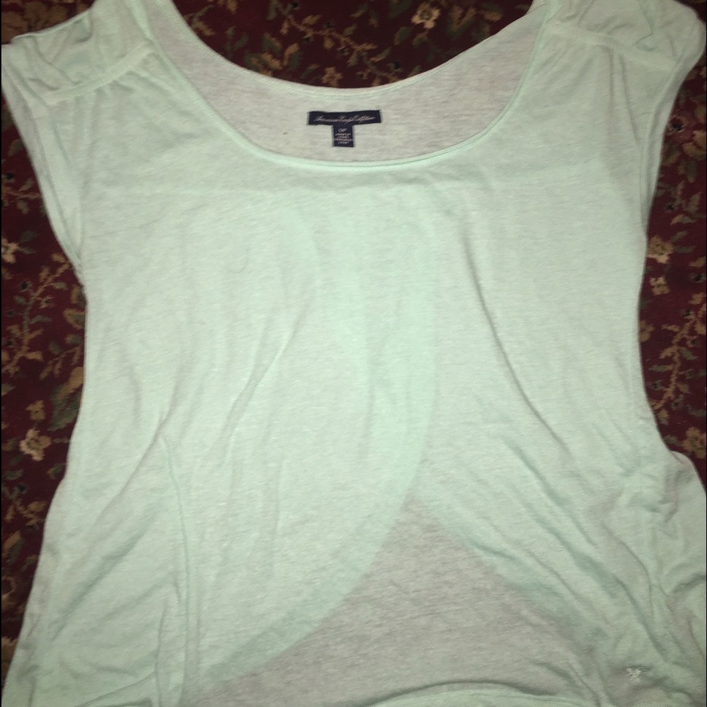 American Eagle tshirt