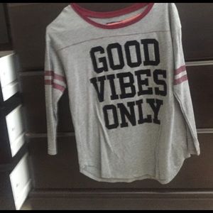 Shirt quarter sleeve