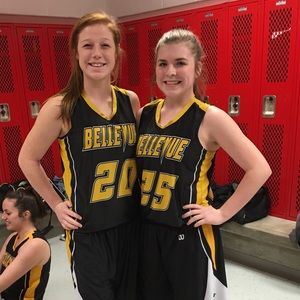 Meet your Posher, Ally