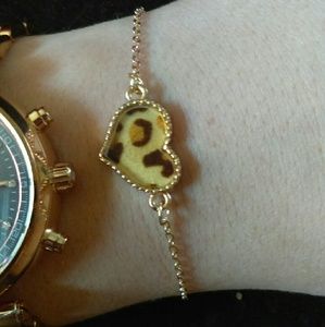 Dainty Leopard Heart Gold Bracelet