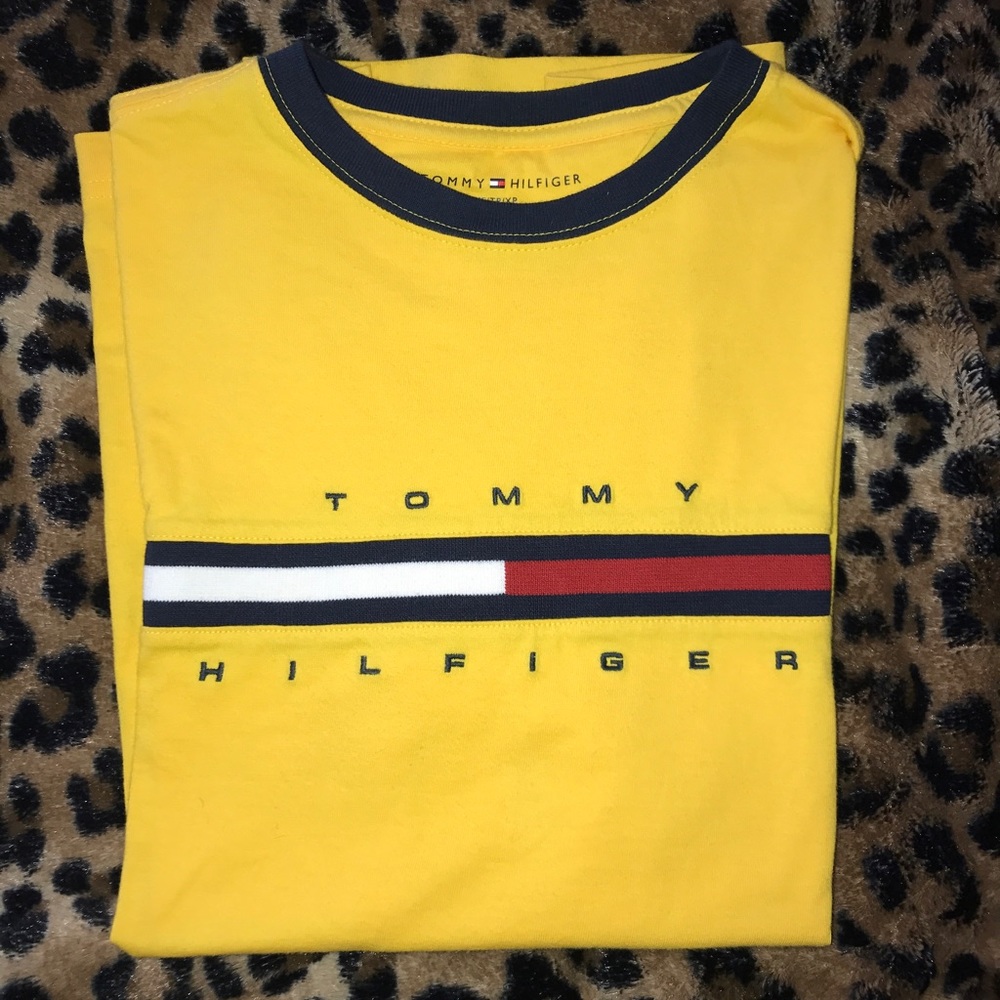 Tommy Hilfiger T shirt