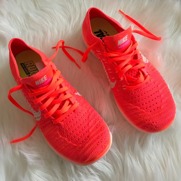 ❗LAST PAIR❗Nike Free RN Flyknit - Picture 3 of 7