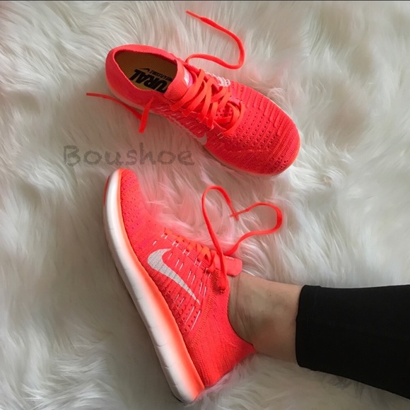 Nike Shoes - ❗LAST PAIR❗Nike Free RN Flyknit