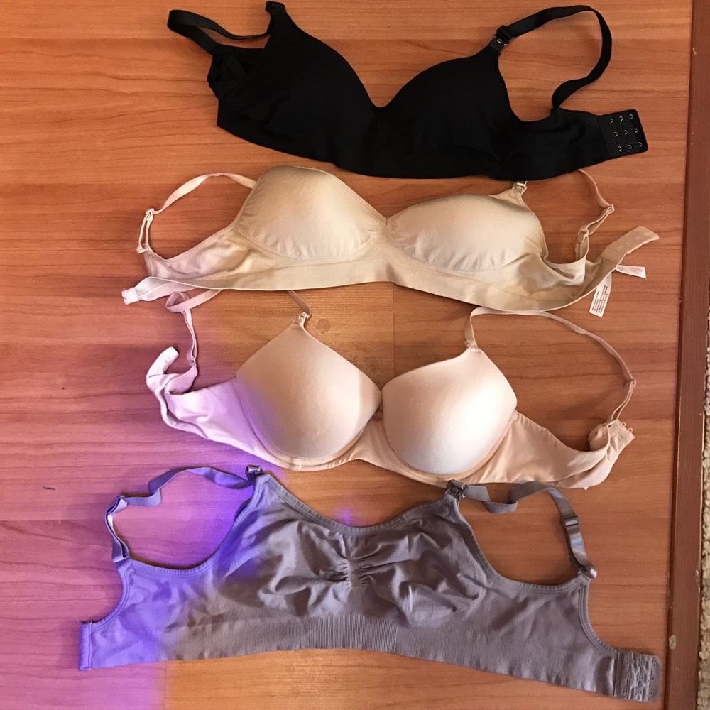 4 Nursing bras