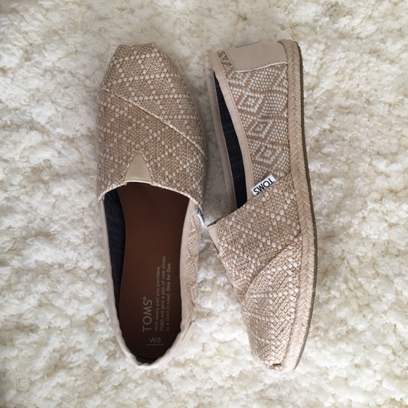 TOMS Shoes - NEW | TOMS | Classic Slip On | Size 8