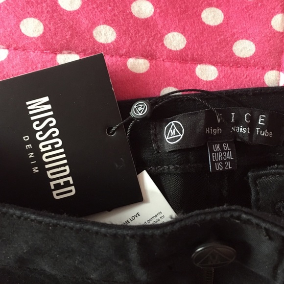 *SOLD* Highwaisted Black Skinny Jeans - Picture 2 of 2